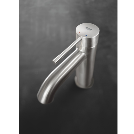 23589DC1 Смеситель для раковины GROHE Essence+ с донным клапаном, S-size, суперсталь