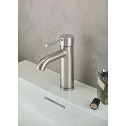 23589DC1 Смеситель для раковины GROHE Essence+ с донным клапаном, S-size, суперсталь